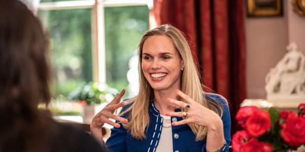 D'influenceuse à maire : le parcours de Tjarda Struik